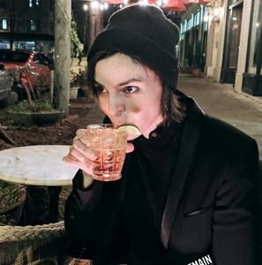 Meet your Posher, Jenn